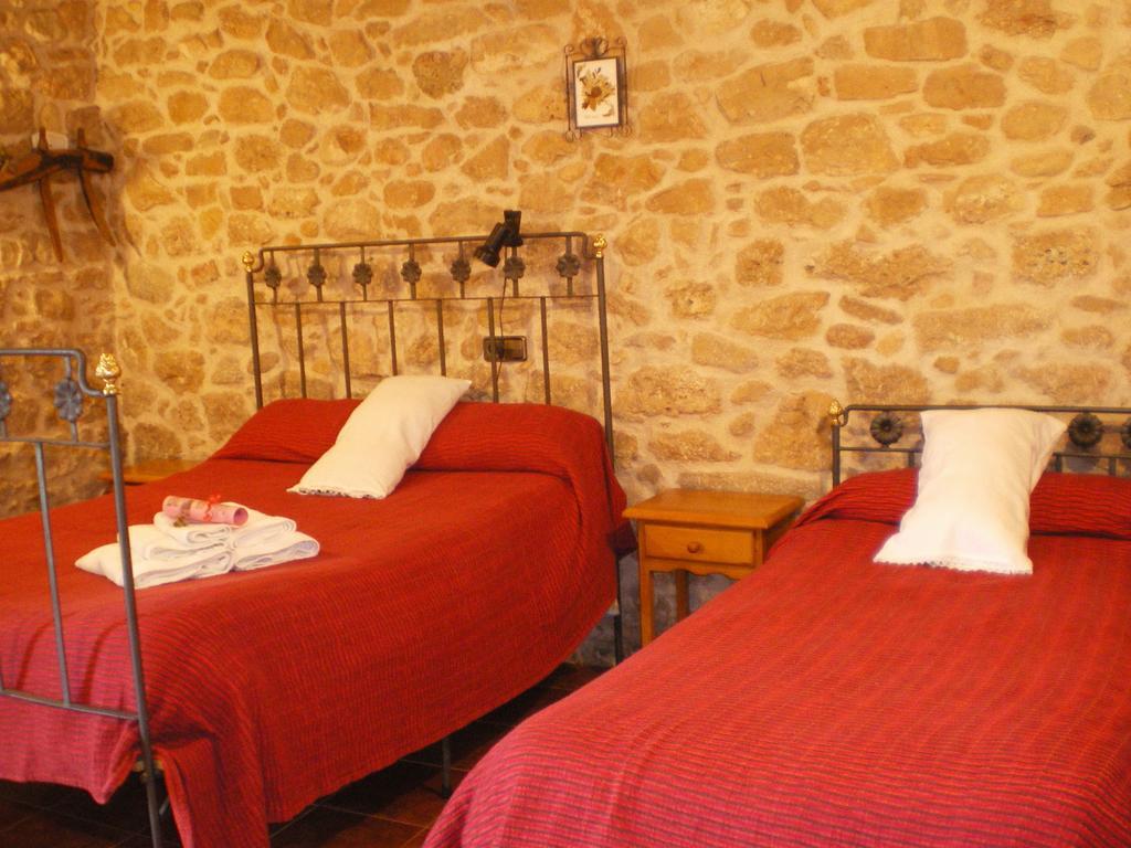 Masia Del Aragones Penarroya De Tastavins Bilik gambar